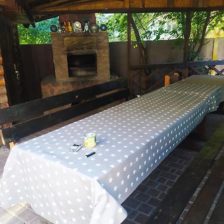Куренiвський Двiр Kiev Eksteriør billede
